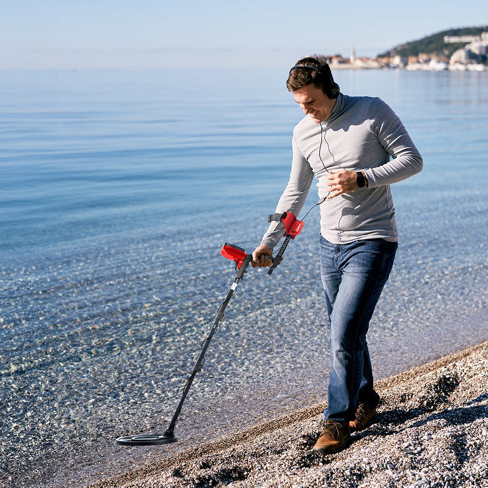 KAIWEETS EXPLORER X I Metal Detector, 6 Detection Modes, LCD Screen, Adjustable Long Stem, IP68 Waterproof Coil