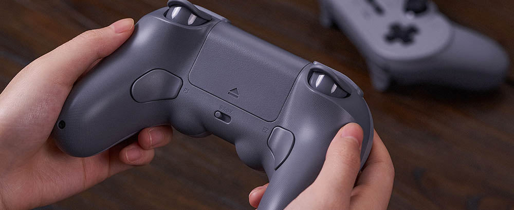 Herní ovladač 8BitDo Pro 2 s Bluetooth, joystick s Hallovým efektem, kompatibilní se Switch, PC, Android, Steam Deck, Apple a Raspberry Pi - G Classic Edition