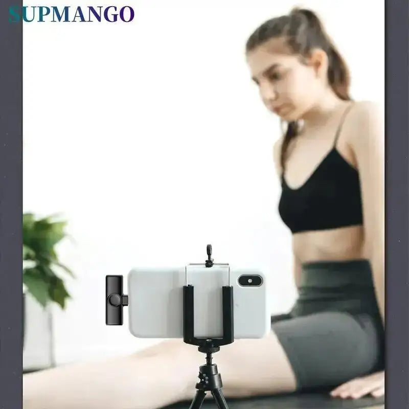 X11 Profesionální bezdrátový klopový mikrofon pro iPhone iPad Laptop Android Živé hry Video Nahrávání Rozhovor Business Mic