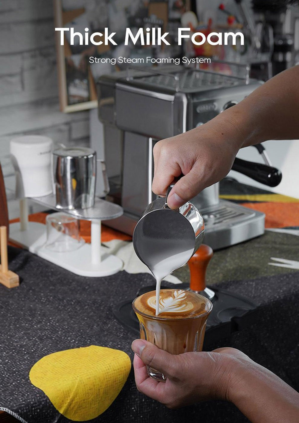 Poloautomatický kávovar HiBREW H10A, tlak 19 barů, napěňovač mléka, nastavitelná teplota, pěchovadlo na kávu 58 mm, džbán 350 ml, ohřívač šálků, kávovar na studenou/horkou kávu