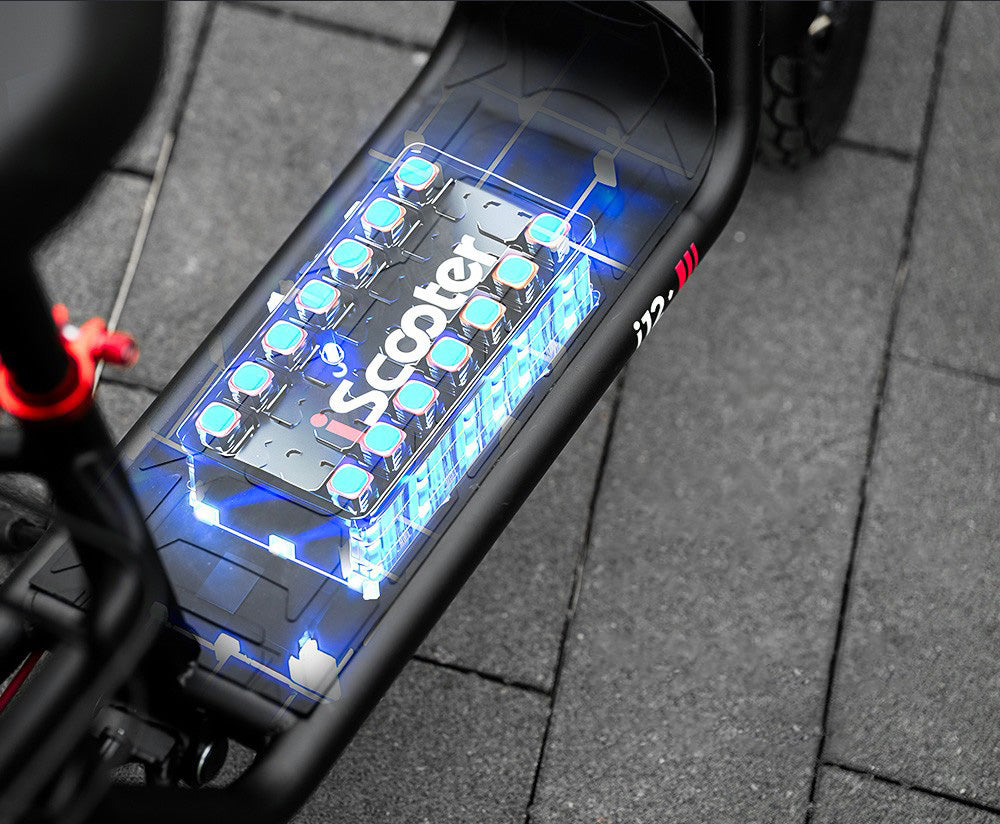 Elektrická koloběžka iScooter i12 se sedadlem a zadním košíkem, motor 500 W, baterie 36 V 7,5 Ah, 12palcová pneumatika, maximální rychlost 25 km/h, maximální dojezd 35 km, dvojité kotoučové brzdy, dvojité tlumení nárazů