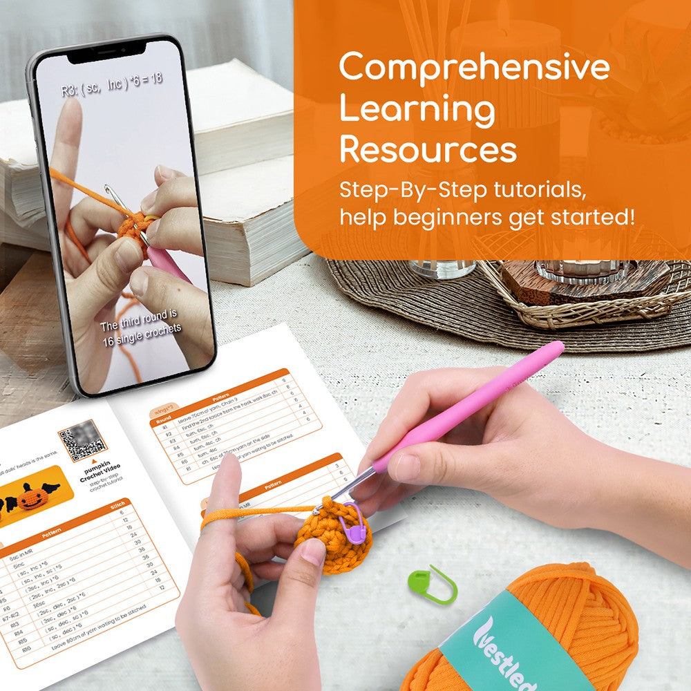 Halloweenská háčkovací sada NestledCrafts pro začátečníky, sada na pletení amigurumi s podrobnými video tutoriály - dýně