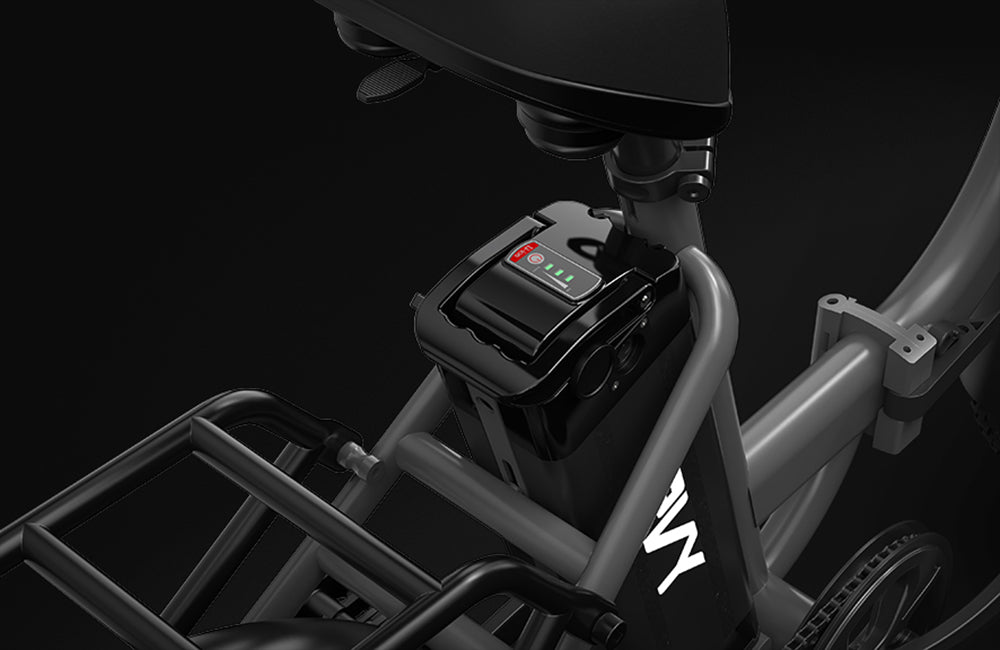 Elektrokolo PVY LS20, motor 250 W, baterie 48 V 16,5 Ah, tlusté pneumatiky 20 x 4,0 palce, maximální rychlost 25 km/h, dojezd 100 km, hydraulická brzda, uzamykatelná tlumicí vidlice, řazení Shimano 7 rychlostí, LCD displej - šedé