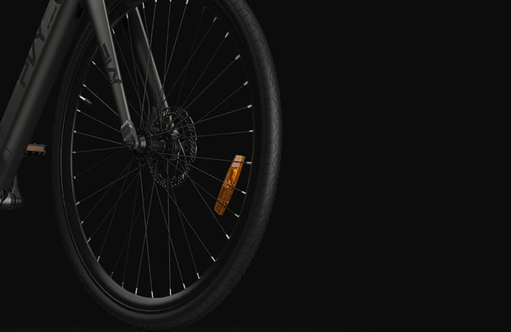 Elektrokolo PVY P30, pneumatiky 27,5*2,1 palce, motor 500 W, snímač točivého momentu 50 N.m, baterie 36 V 13,5 Ah, maximální dojezd 100 km, hydraulická kotoučová brzda SHIMANO, 9 rychlostí, hliníková slitina, vodotěsnost IP66 - šedá