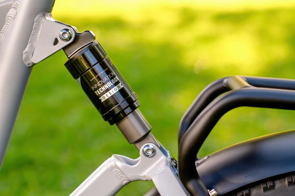 Skládací elektrokolo PVY Z20 Plus 1000W, tlusté pneumatiky 20*4,0, 48V, baterie 16,5Ah, dojezd 80–120 km, 7stupňová převodovka Shimano, uzamykatelná odpružená vidlice a zadní tlumič, hydraulická brzda, barevný LCD displej, nosnost 150 kg – zelená