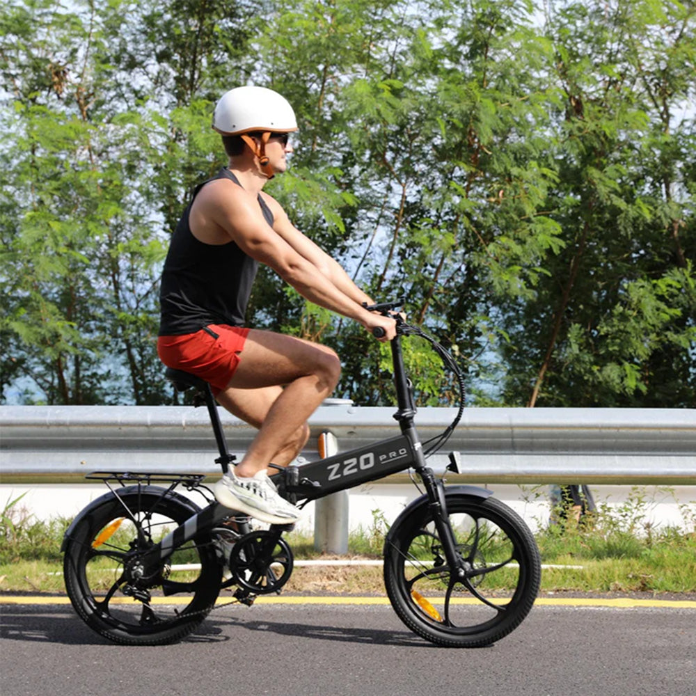 Elektrokolo PVY Z20 Pro, 20palcové pneumatiky, 250W motor v náboji, maximální rychlost 25 km/h, 36 V, 10,4 Ah, vyměnitelná baterie, dojezd 80–100 km, LCD displej – šedý