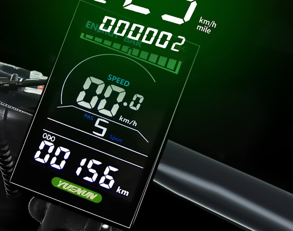 Elektrokolo RANDRIDE YS90, motor 1000 W, maximální rychlost 45 km/h, baterie 48 V 13,6 Ah, dojezd 60–70 km, pneumatiky 27,5*2,4 palce, nosnost 150 kg, hydraulické kotoučové brzdy SHIMANO MicroNew, 27 převodů