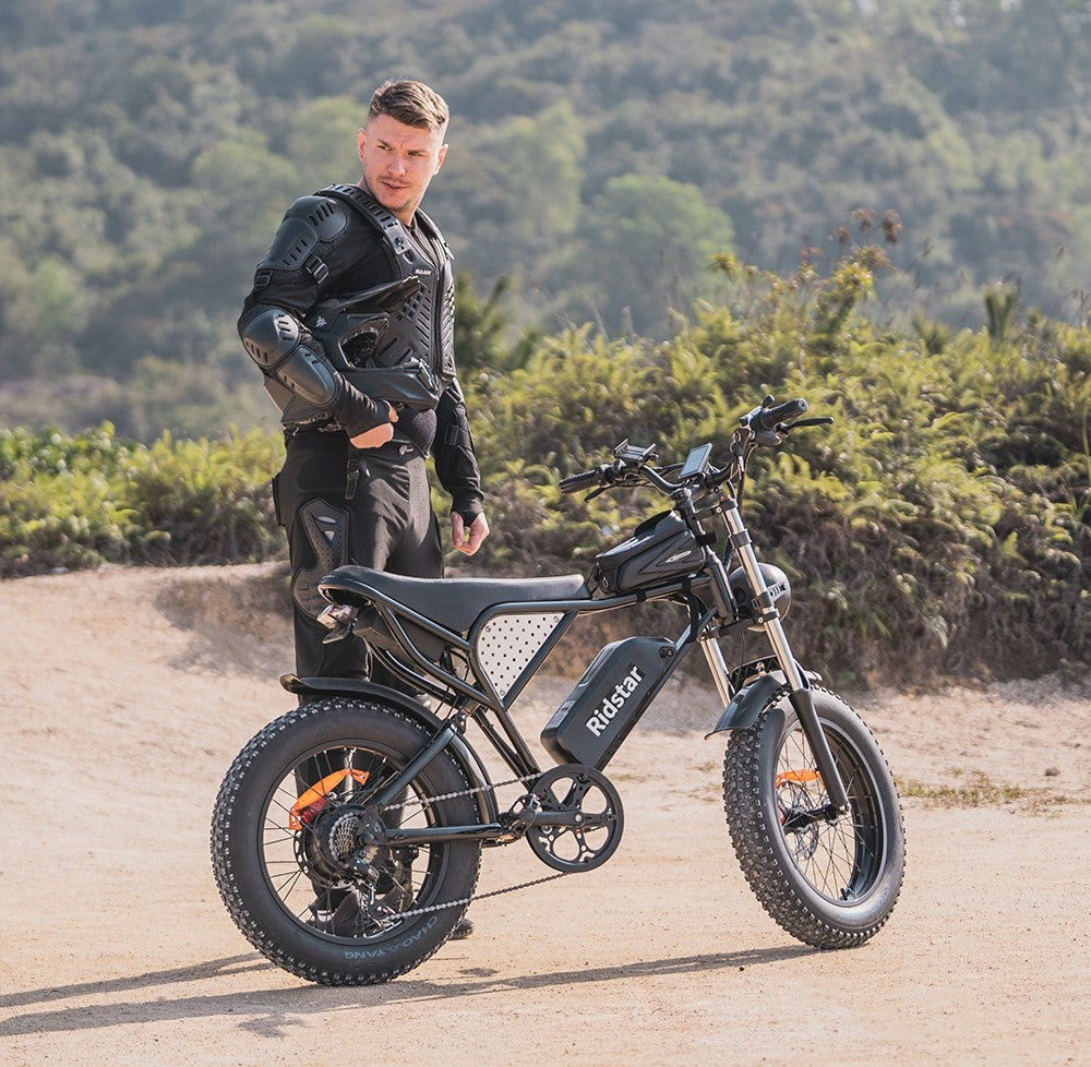 Elektrokolo Ridstar Q20, bezkartáčový motor 1000 W, tlusté pneumatiky 20*4 palce, 48 V, 20 Ah, vyměnitelná baterie, maximální rychlost 48 km/h, dojezd 120 km, hydraulická kotoučová brzda