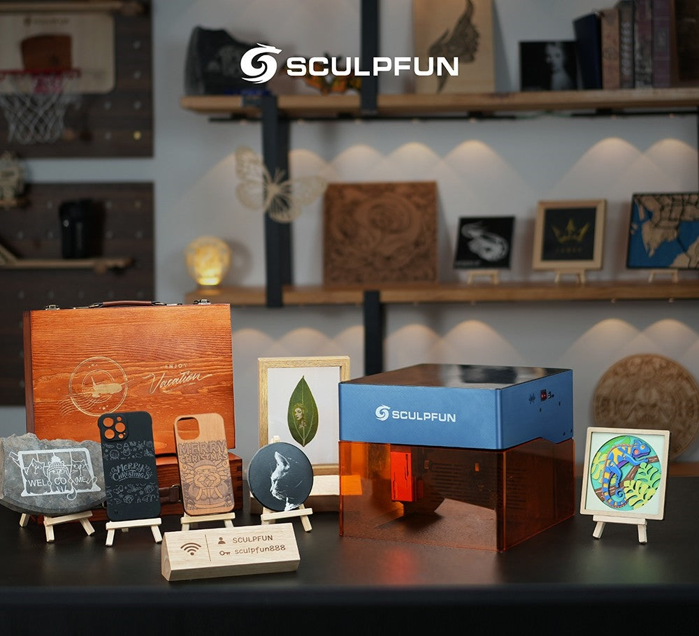 Laserový gravírovací stroj SCULPFUN iCube Pro 5W, laserový bod 0,06 mm, rychlost gravírování 10 000 mm/min, 32bitová základní deska, vyměnitelná čočka, kouřový filtr, teplotní alarm, připojení aplikace, 130x130 mm - zástrčka EU