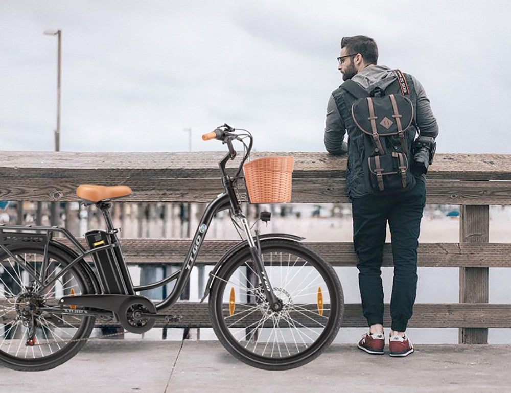 Elektrokolo TTGO YY-26ST, motor 250 W, baterie 36 V 14,5 Ah, pneumatiky 26*1,95 palce, maximální rychlost 25 km/h, maximální dojezd 100 km, kotoučová brzda, řazení SHIMANO 6 rychlostí, LED displej - černé