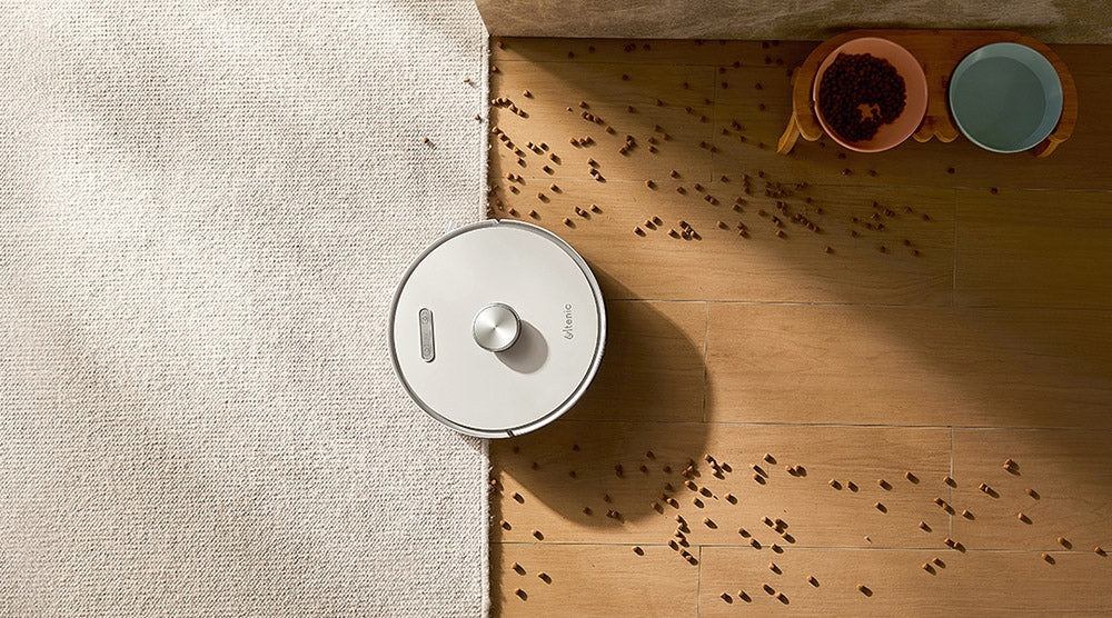 Robotický vysavač Ultenic T10 Pro se samovyprazdňovací stanicí, sacím tlakem 4000 Pa, dvojitým vytíráním SpinPower, sáčkem o objemu 3,3 l, navigací Lidar, funkcí Carpet Boost, baterií 5200 mAh, max. výdrží 200 minut, ovládáním pomocí aplikace/hlasem